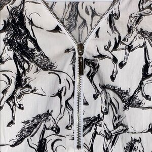 Tahari horses M White and Black Horse Print Blouse